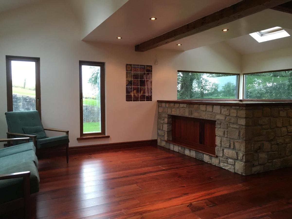 אניס Eden Cottage Countryside Retreat מראה חיצוני תמונה