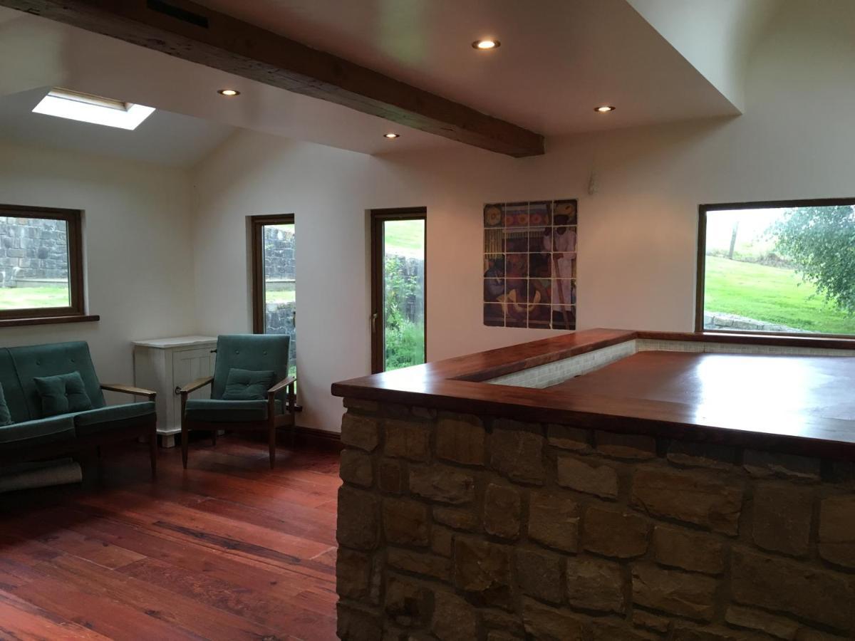 אניס Eden Cottage Countryside Retreat מראה חיצוני תמונה