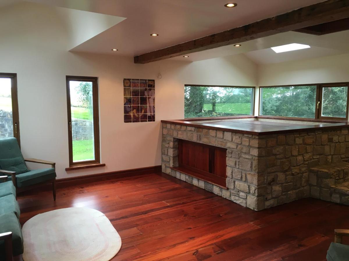אניס Eden Cottage Countryside Retreat מראה חיצוני תמונה